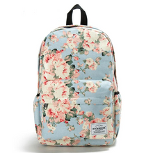 Load image into Gallery viewer, Classic Floral Printed Backpack